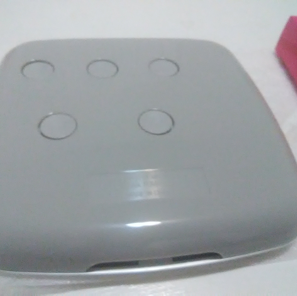 Mary Kay Compact - Picture 3 of 4